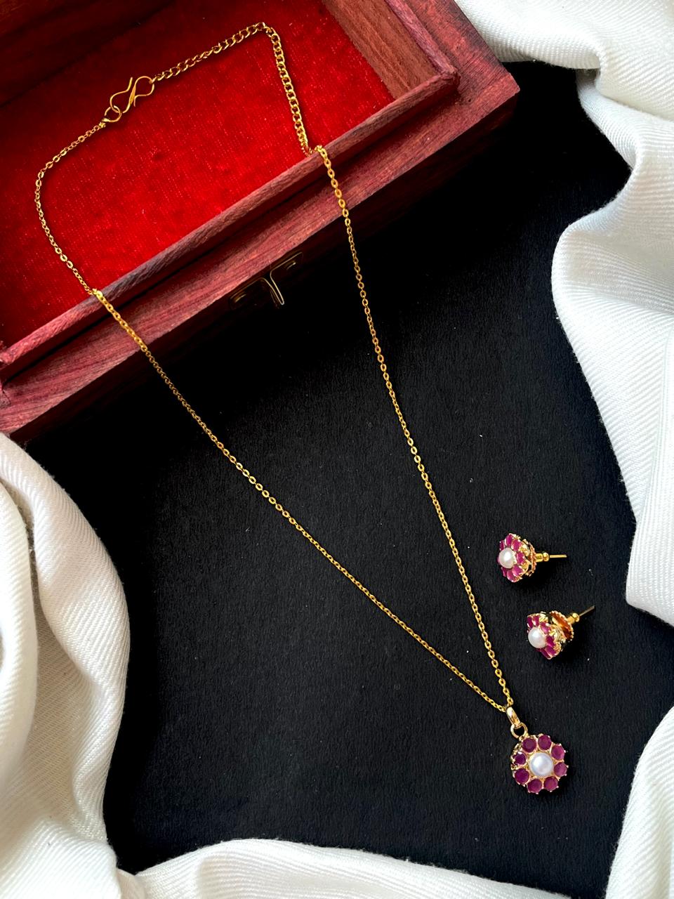 AD Stone with Pearl Pendant Necklace with Earring set