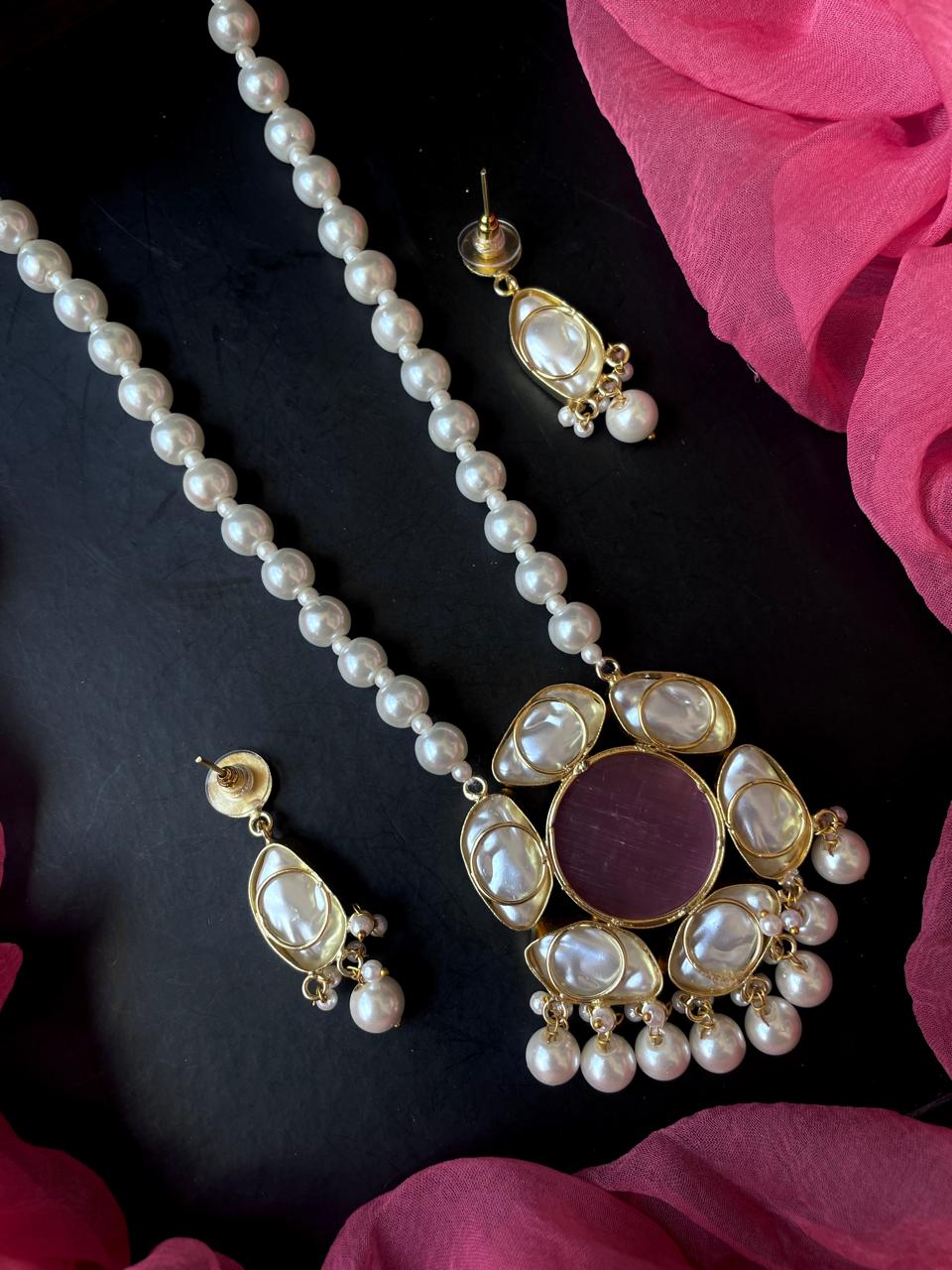 Monalisa Stone Shell Pearl Necklace with Earring set