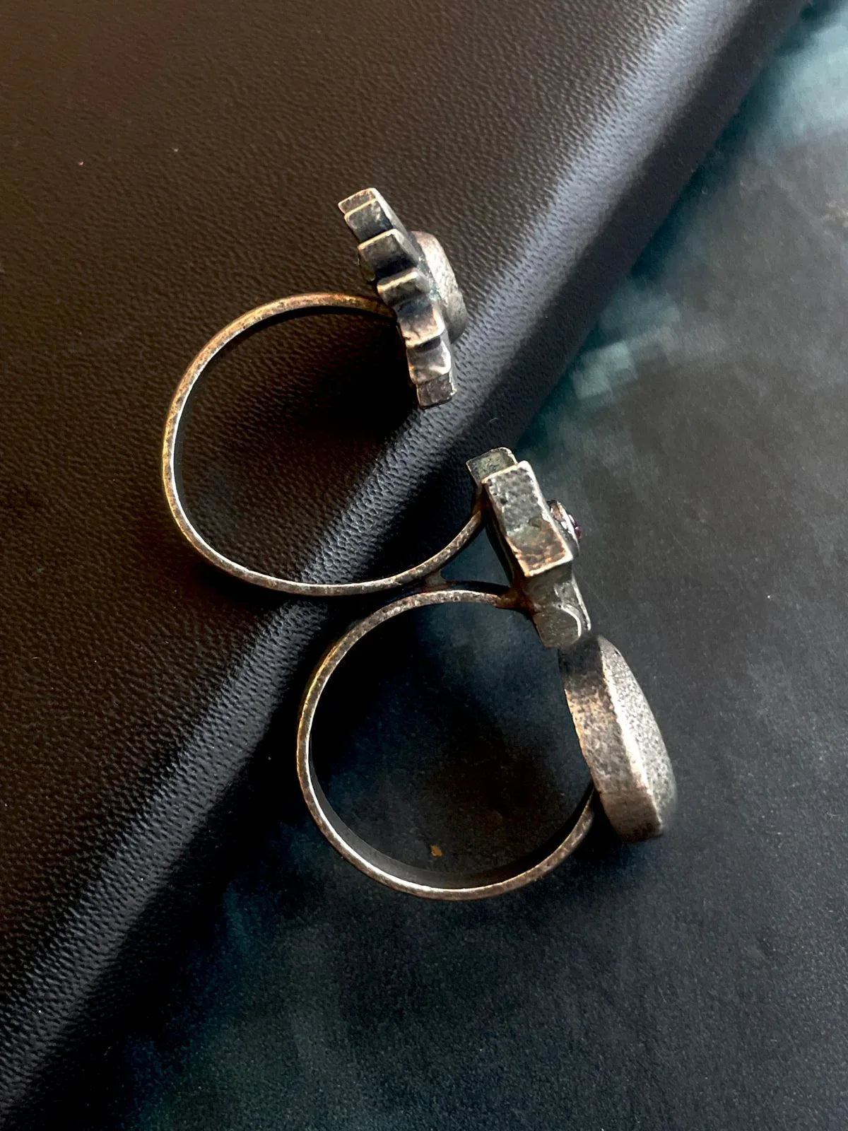 Oxidized Black Polish Antique Ring