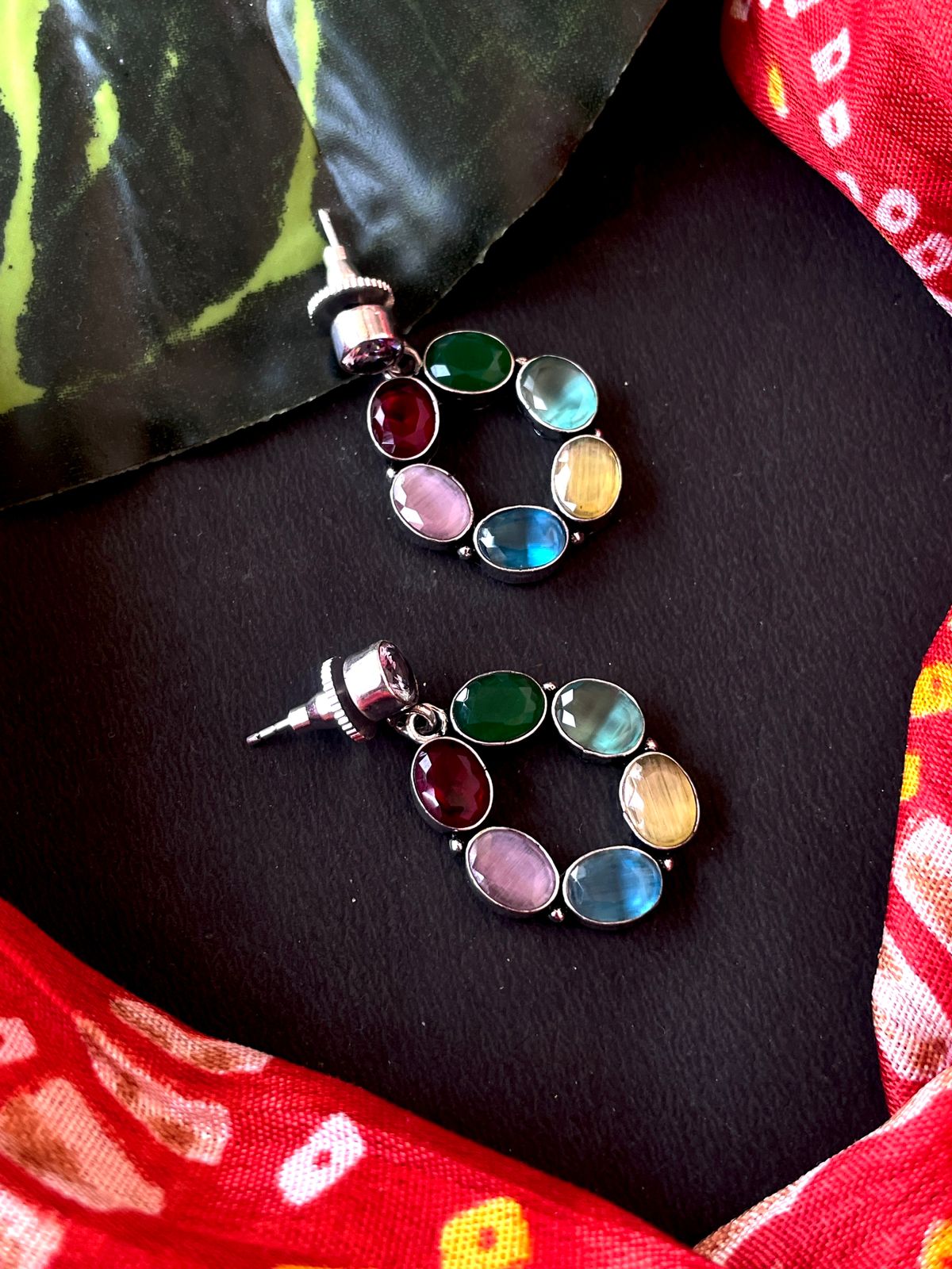 Monalisa Stone Round Partywear Earring