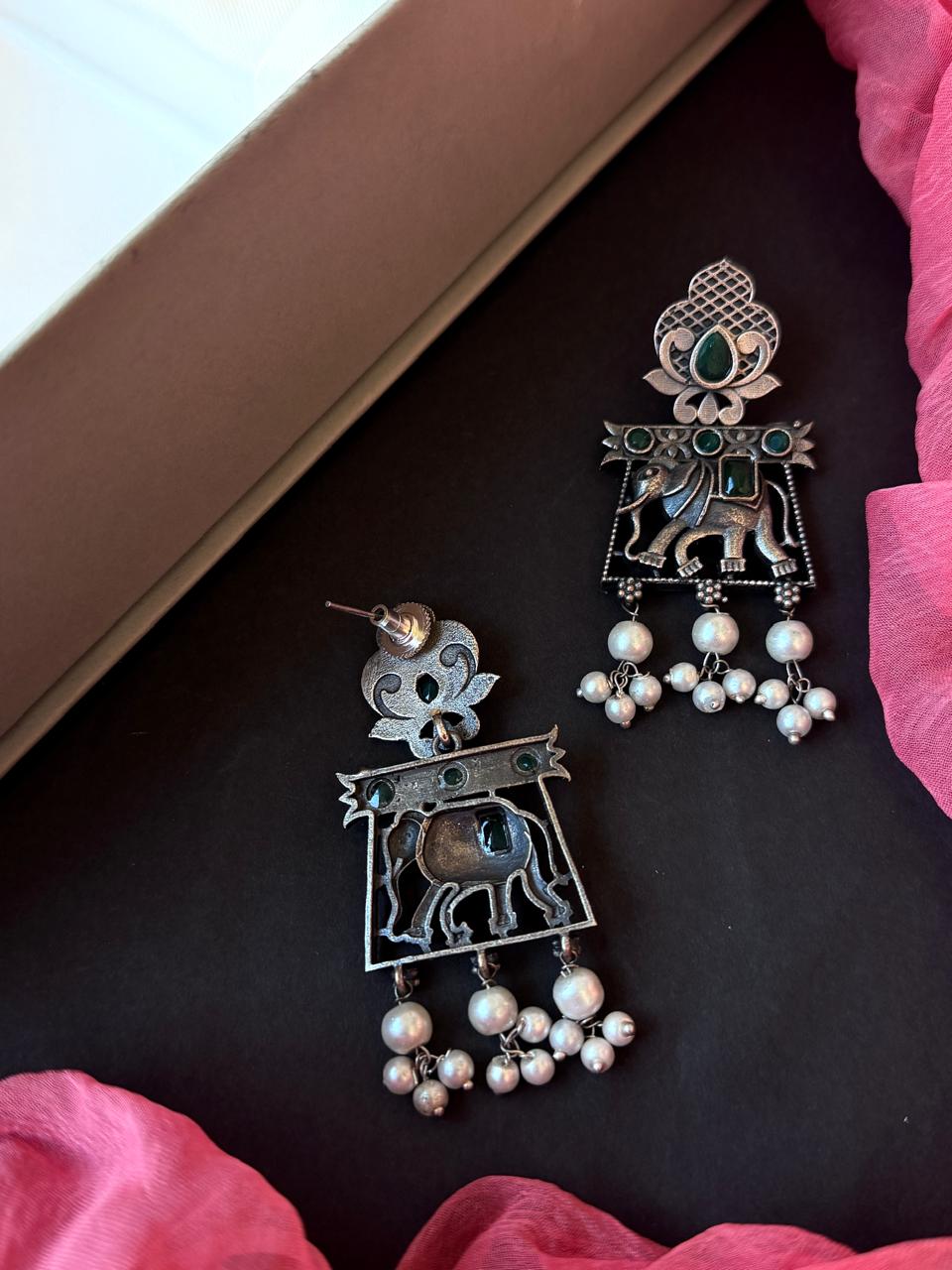 Black Polish Oxidized Elephant Pendant Necklace with Earring set