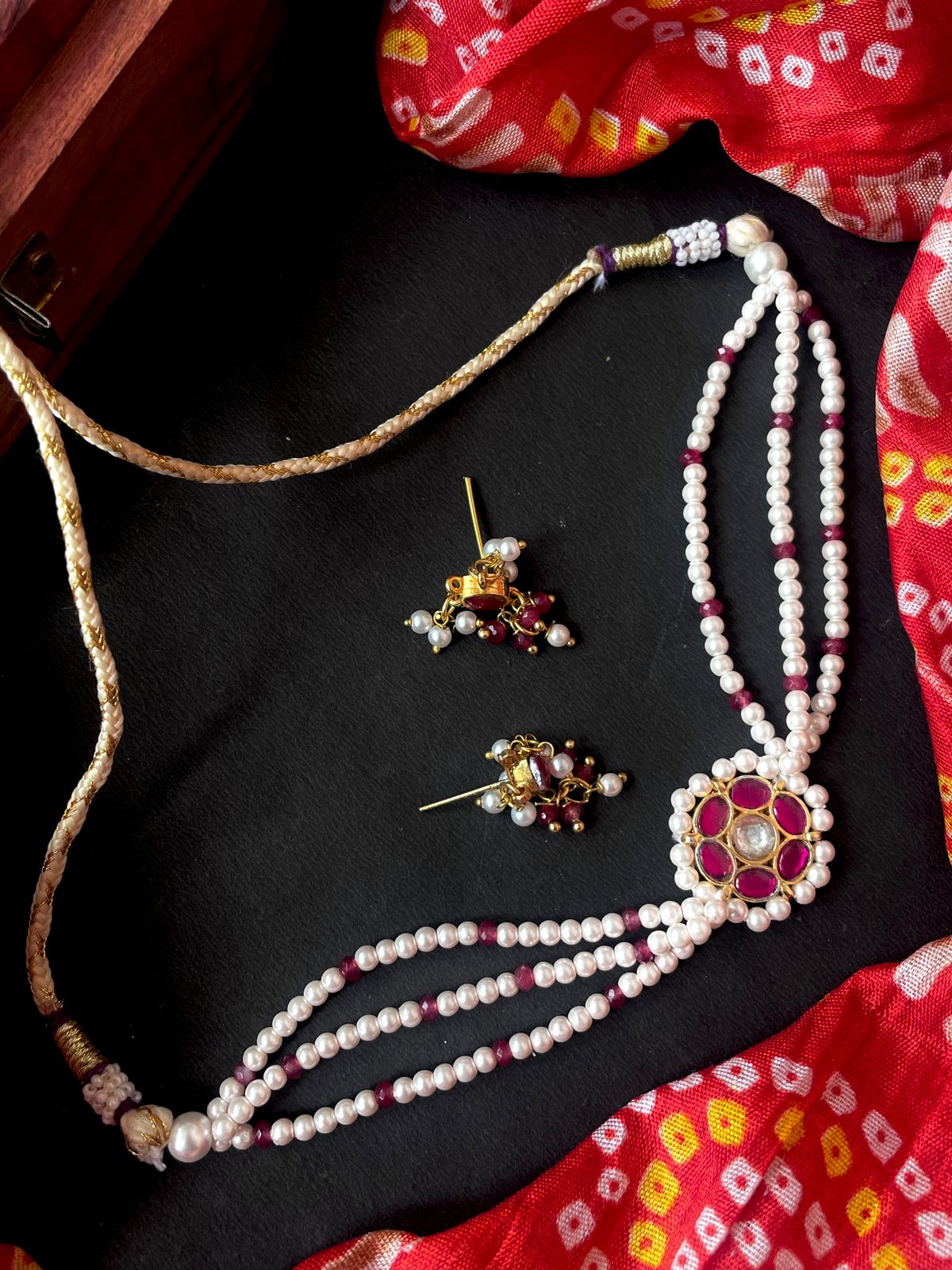 Pachi Kundan Pendant with Shell Pearl Mala Choker and Earring set