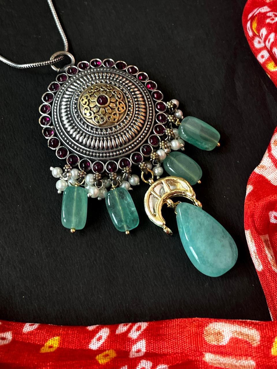 Stones Beaded with Kundan Pendant Necklace