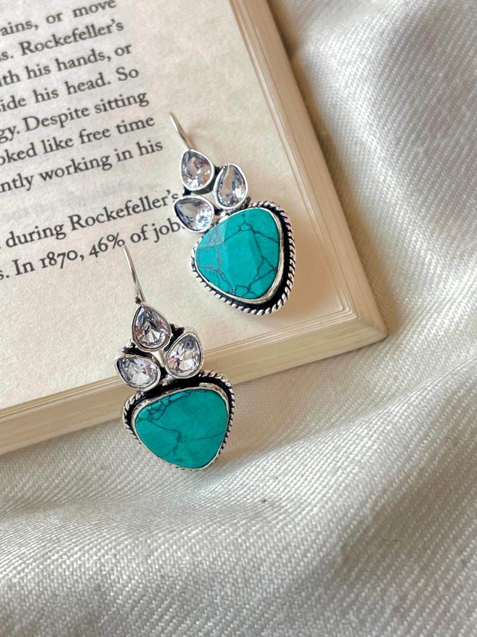 Monalisa Cut Stone Stud Earring