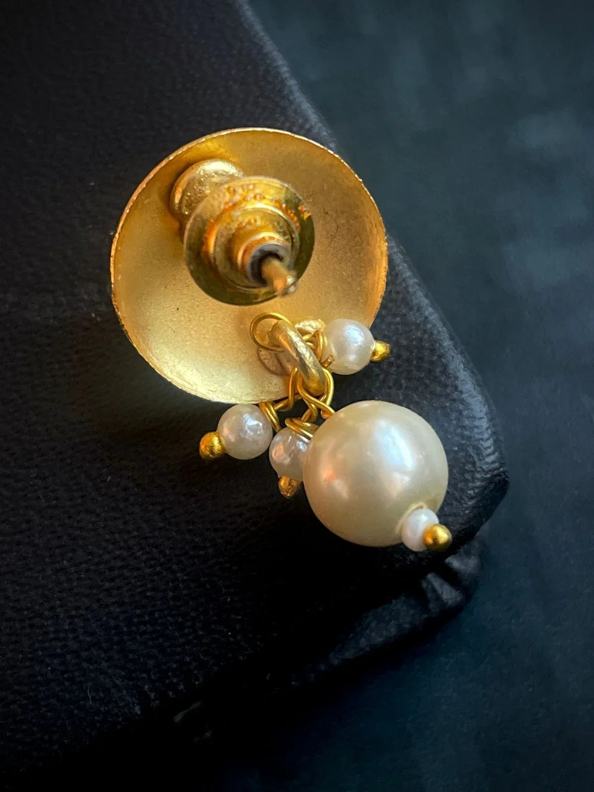Monalisa Stone with Pearl Golden Stud Earring