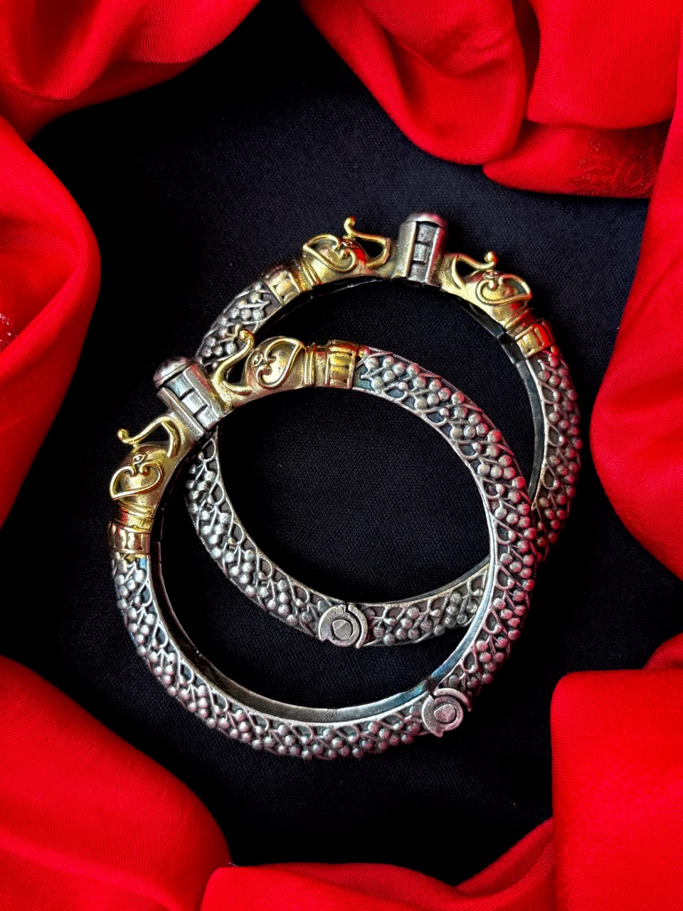Dual Tone Elephant Shape Openable Kada set