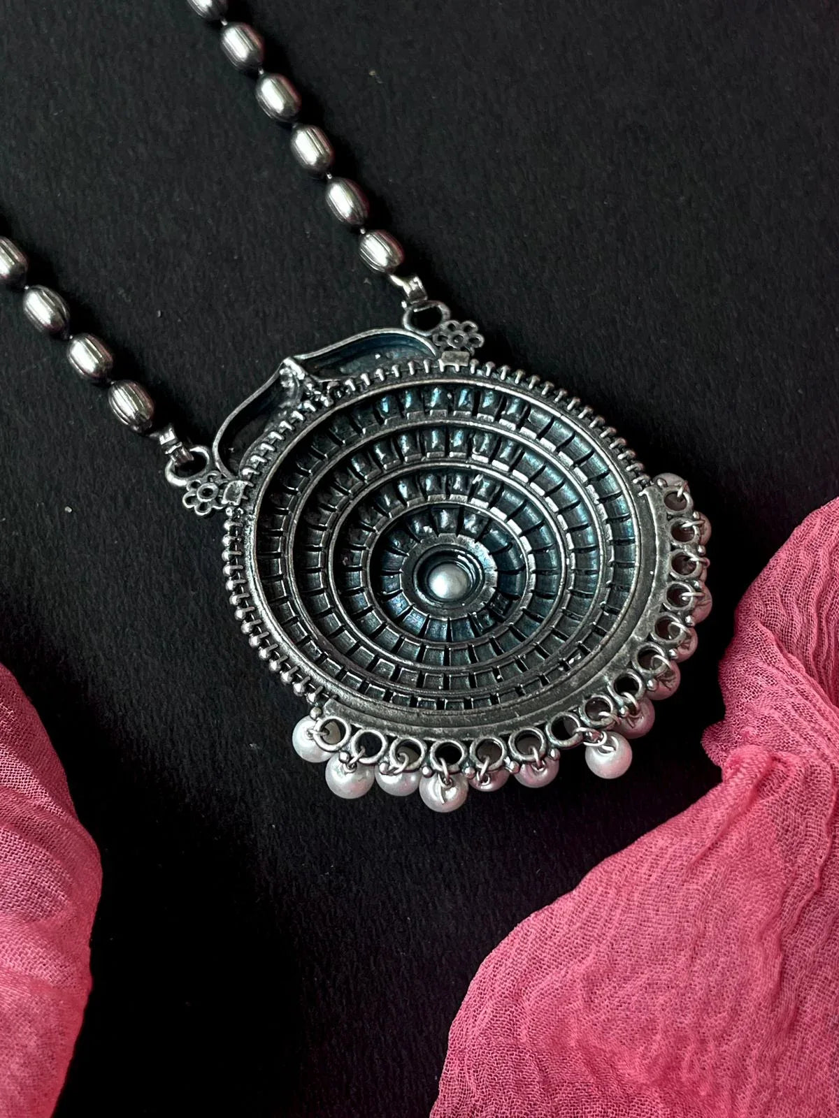 Oxidized Black Polish Pendant Chain Necklace