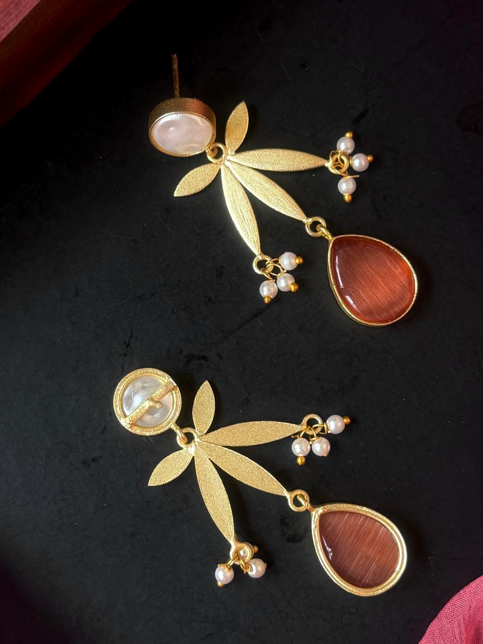 Monalisa Stone Shell Pearl Golden Geometrical Earring