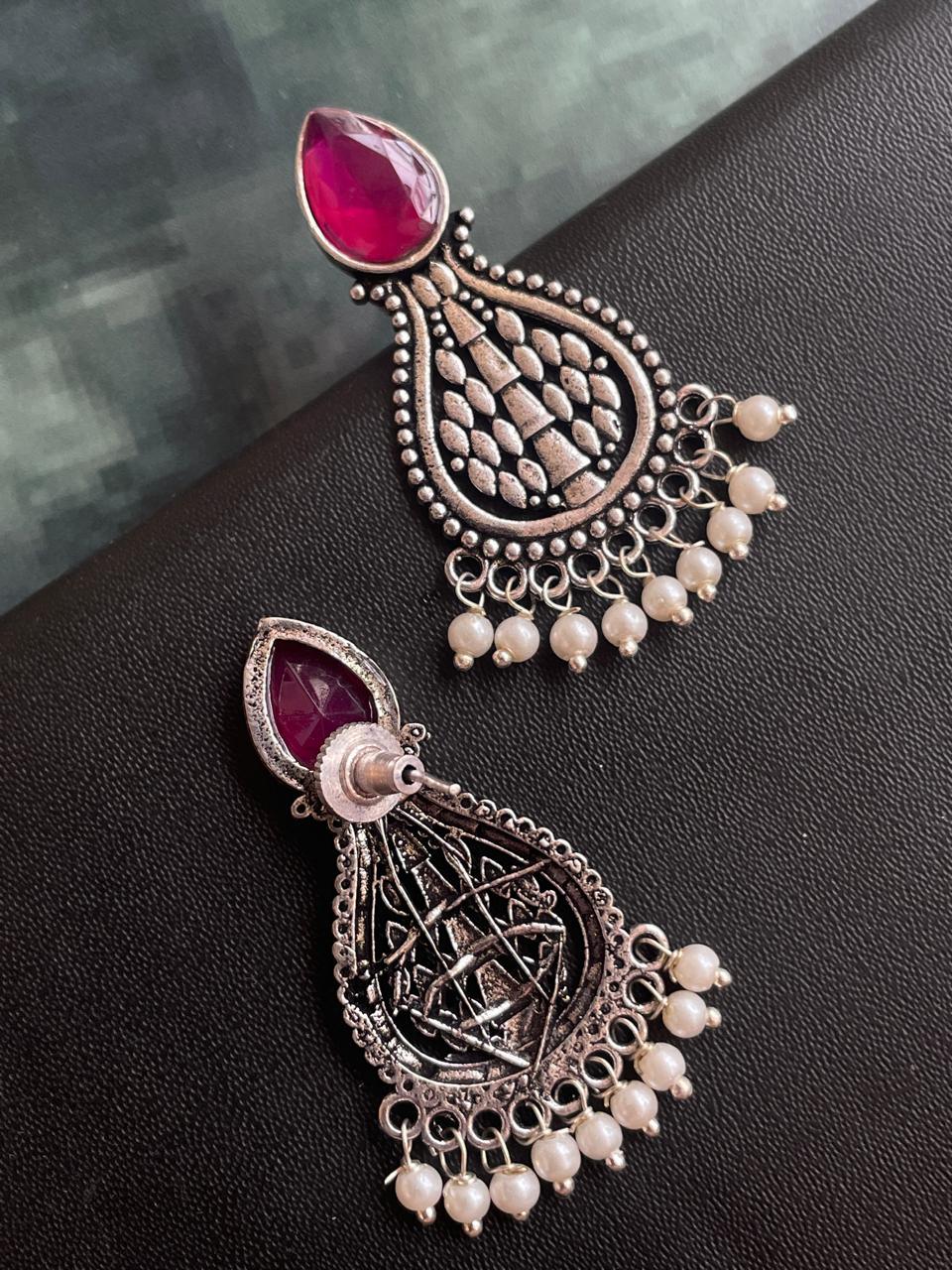 Monalisa Stone Oxidized Earring