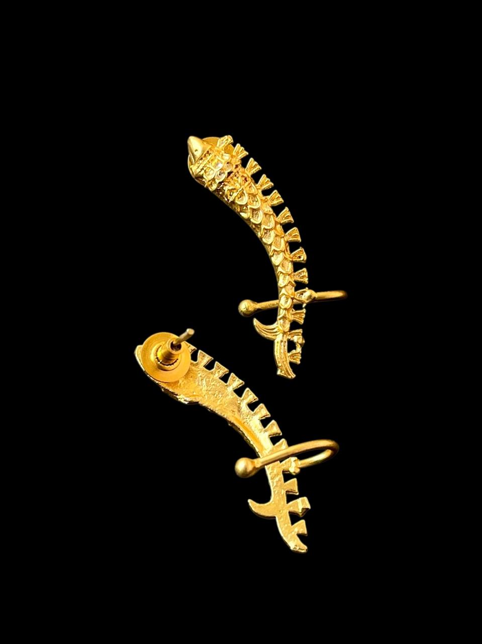 Golden Fish Shape Trendy Earcuff
