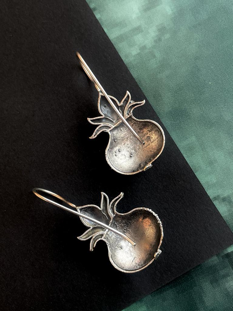 Oxidized Kalas Shape Earring
