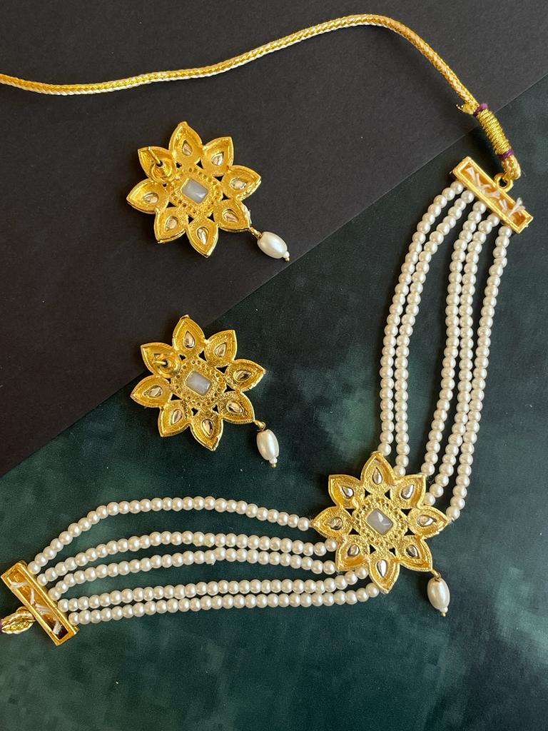 Monalisa Stone Kundan Choker with Earring set
