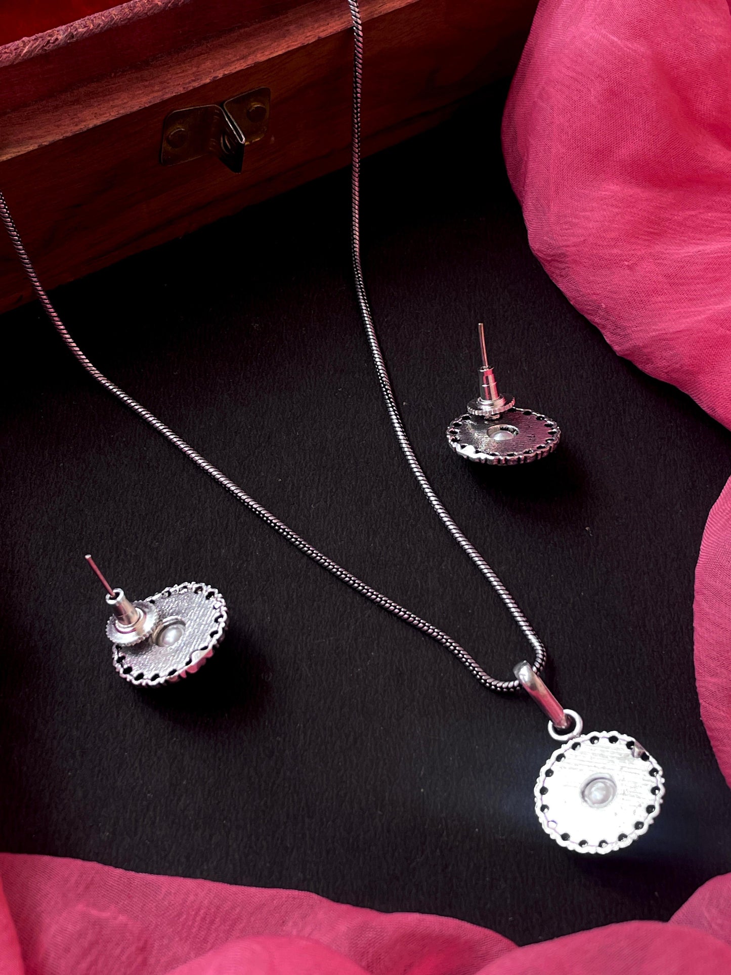 Monalisa Stone Oxidize Pendant Chain Necklace with Earring set