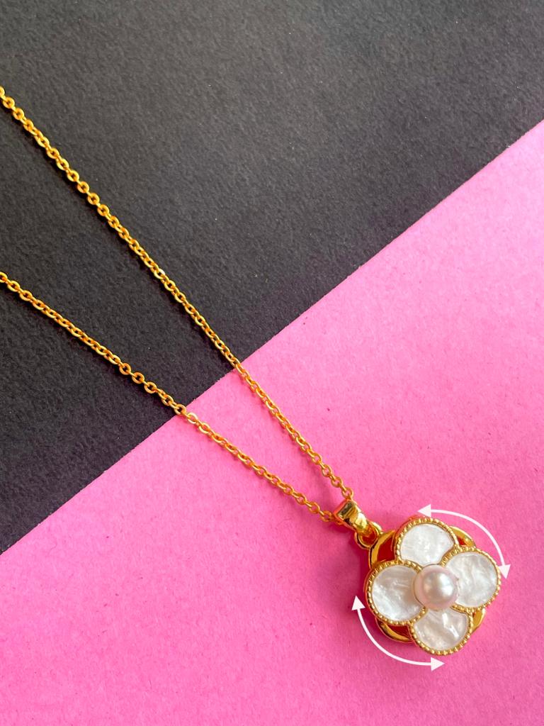 Artificial Stone and beads Pendant Chain Neecklace