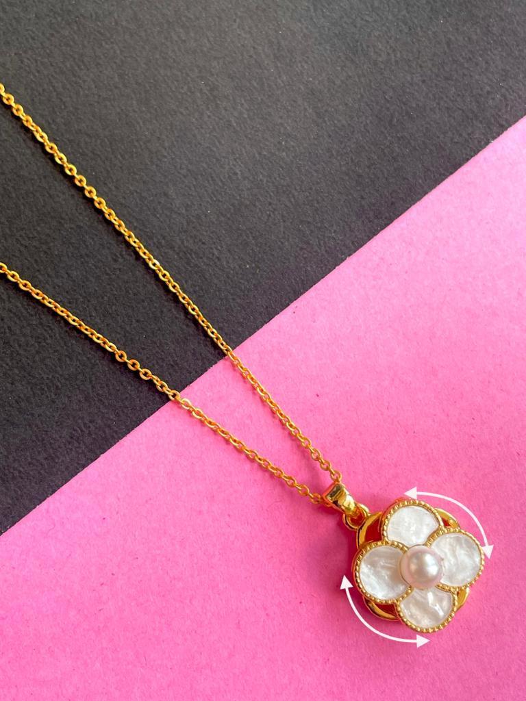 Artificial Stone and beads Pendant Chain Neecklace