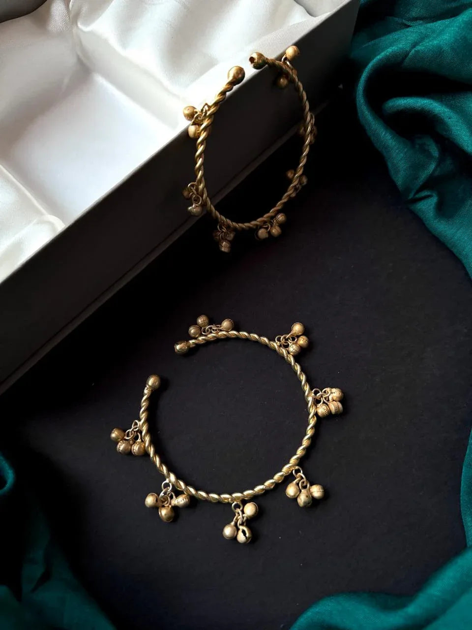 Golden Twisted Ghunghroo Opeanble Bangles