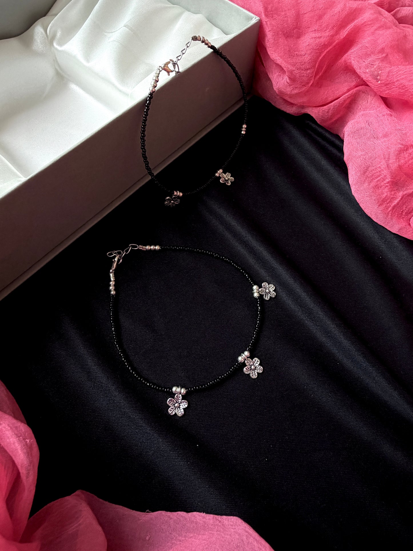 Flower Motif Blacked Beaded Anklet