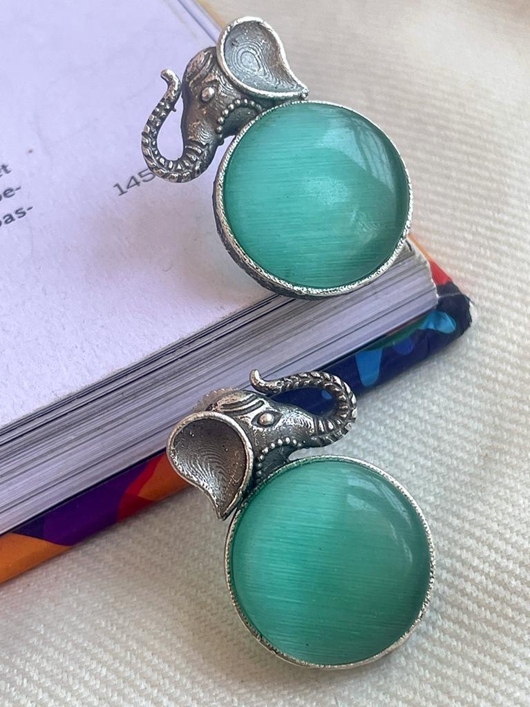 Big Monalisa Stone Elephant Shape Stud Earring