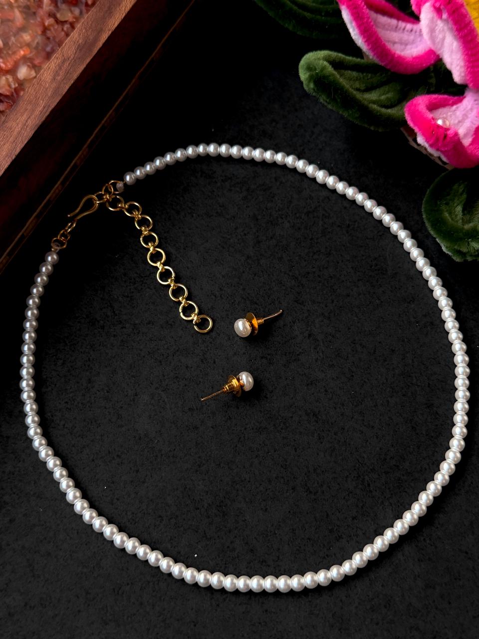Glass Pearl Mala with Earring set