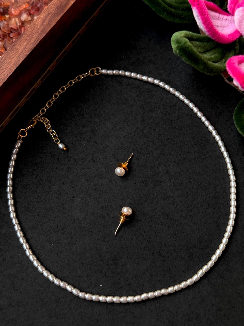 Glass Pearl Mala with Earring set
