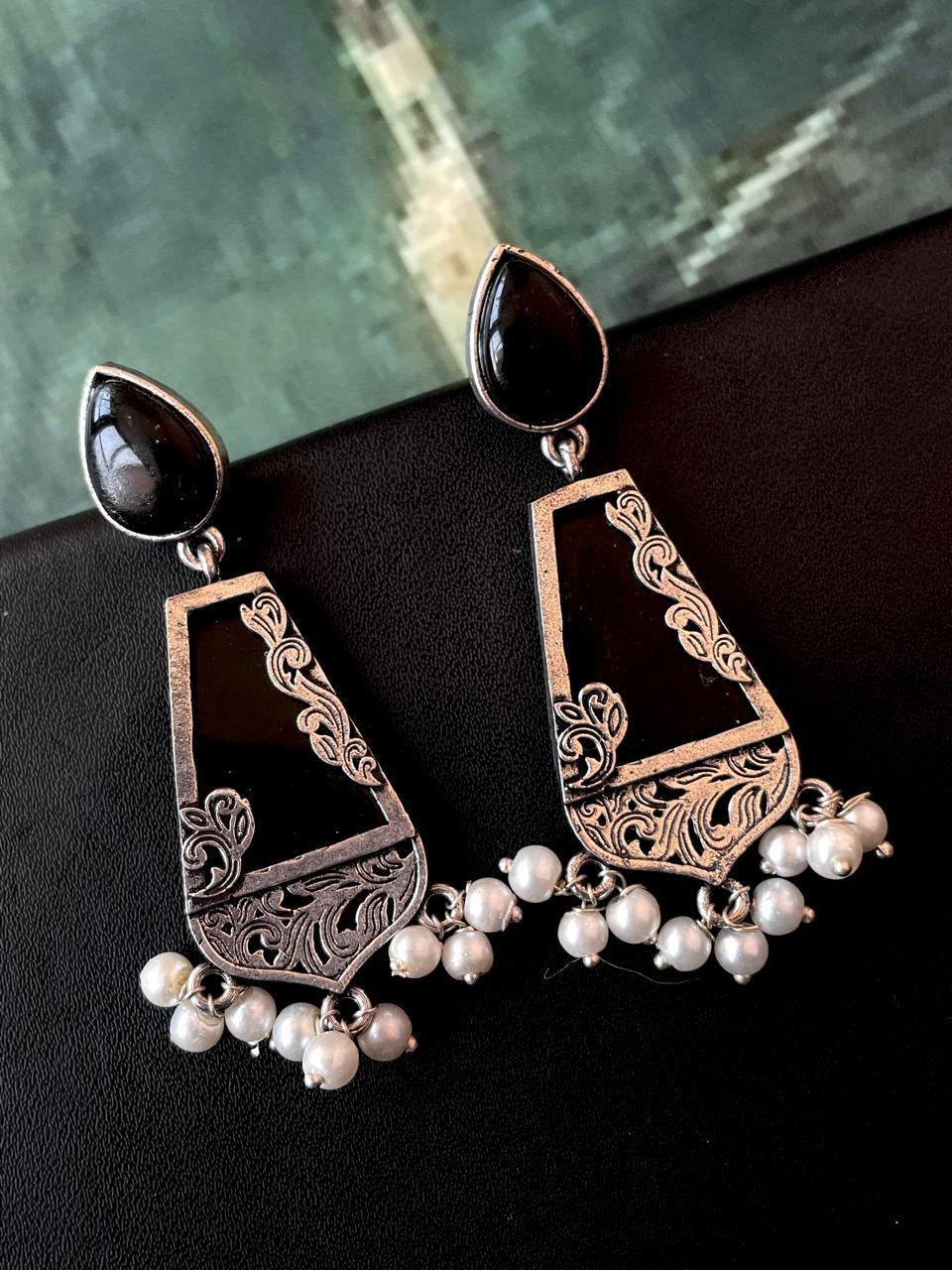 Monalisa Stone Ethnic Beaded Earring