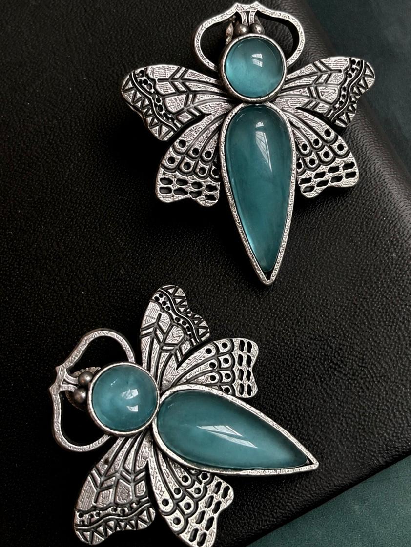 Butterflies Shape Oxidized Stud Earring