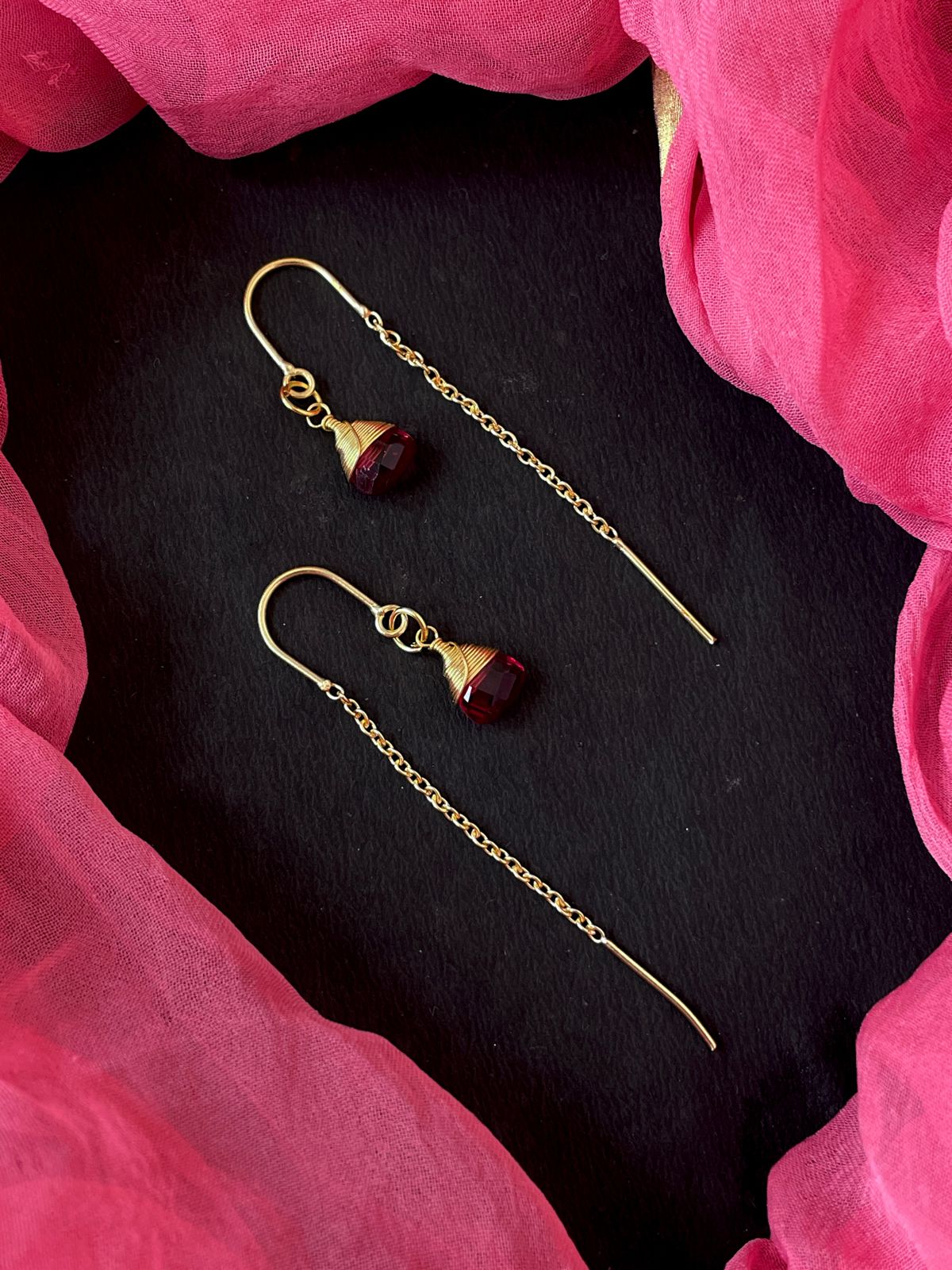 Sui Dhaga Cut Stone Earring