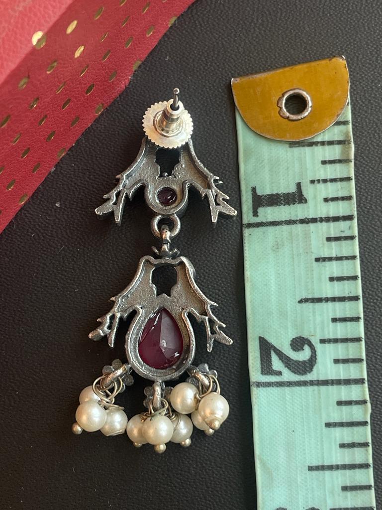 Black Silver Polish Bird Shape Monalisa Stone Earring