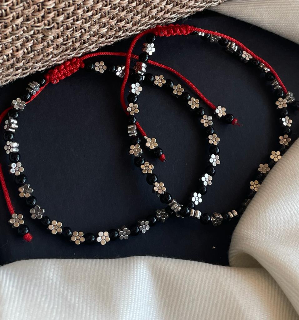 Black Moti Oxidized Flower Trendy Anklets