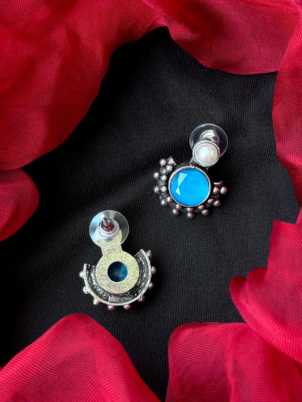 Monalisa Stone Oxidized Floral Earring