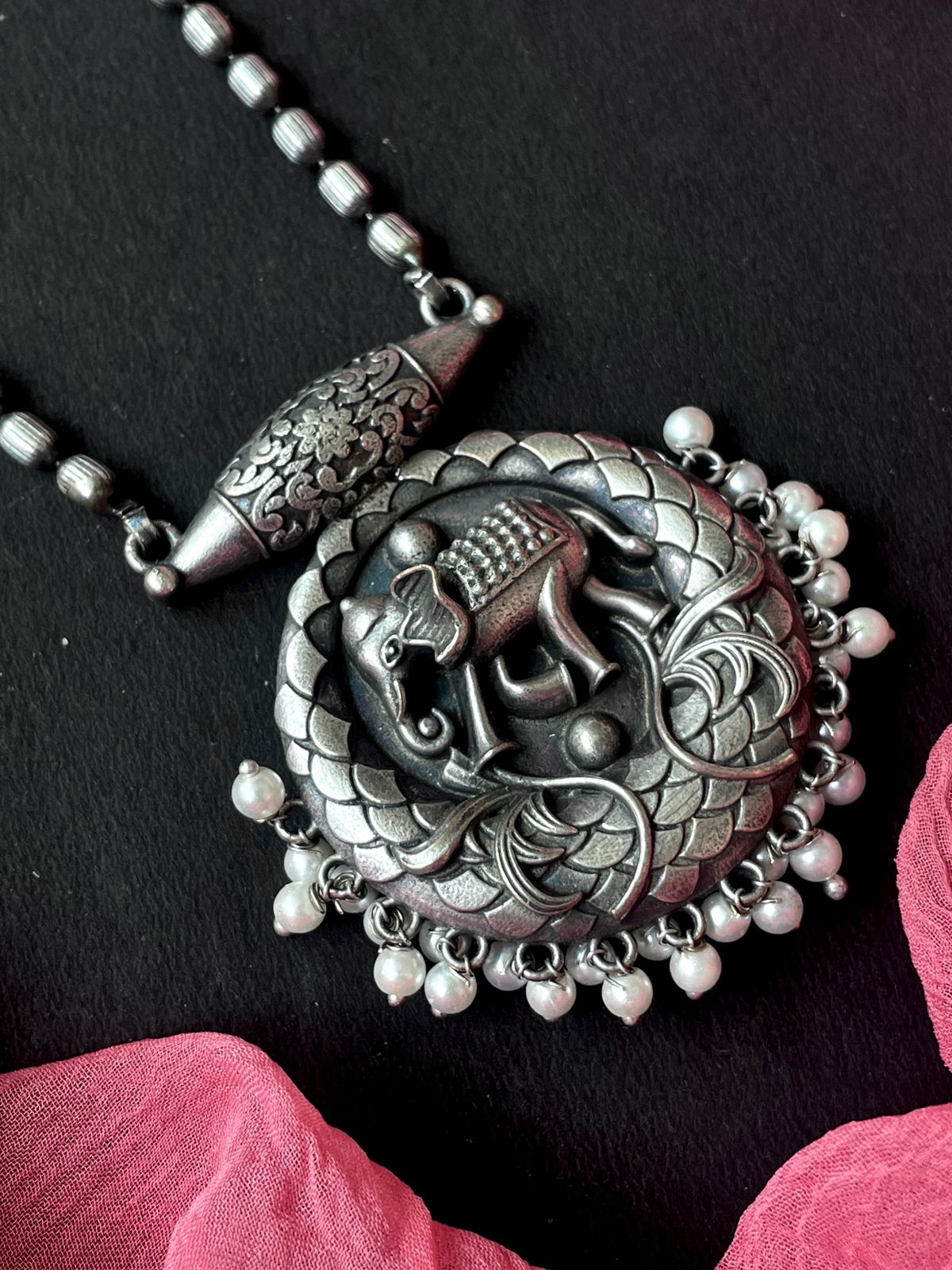 Oxidized Black Polish Pendant Chain Necklace