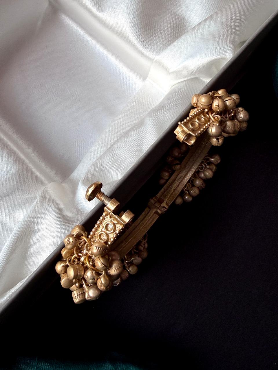 Golden Opebanle Ghunghroo Bangle (1 pc)