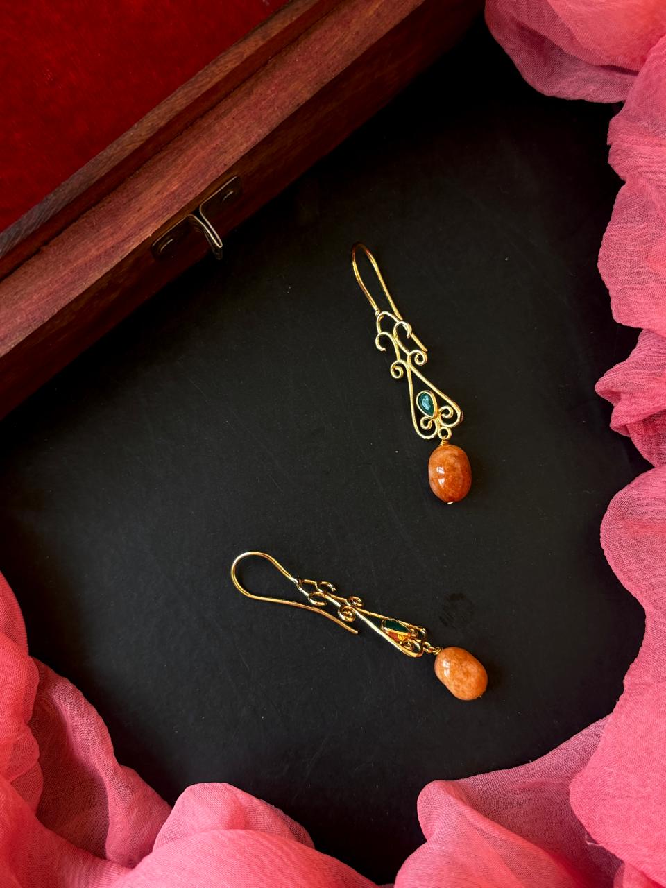 Stones Beads Golden Earring