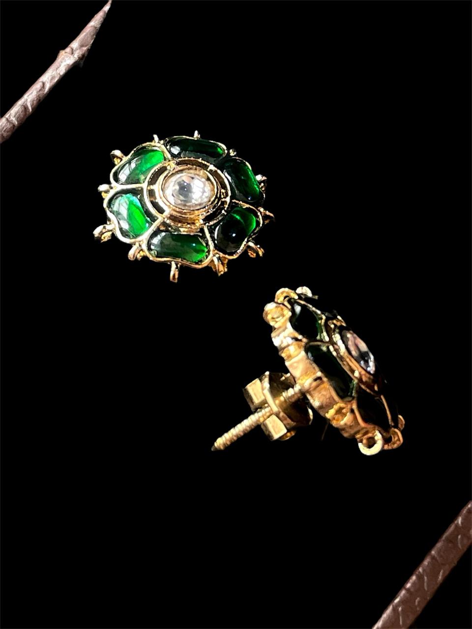 Pachi Kundan Floral Beaded Stud Earring