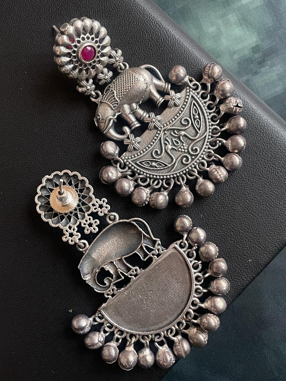Black Polish Antique Look Elephant Ghunghroo Earring