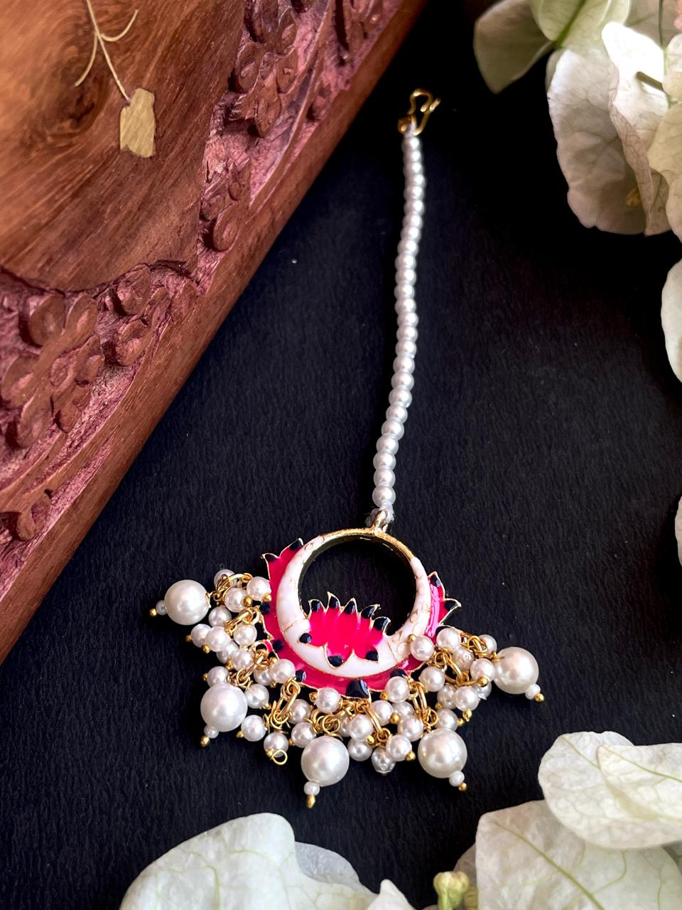 Meenakari Beaded Mangtika