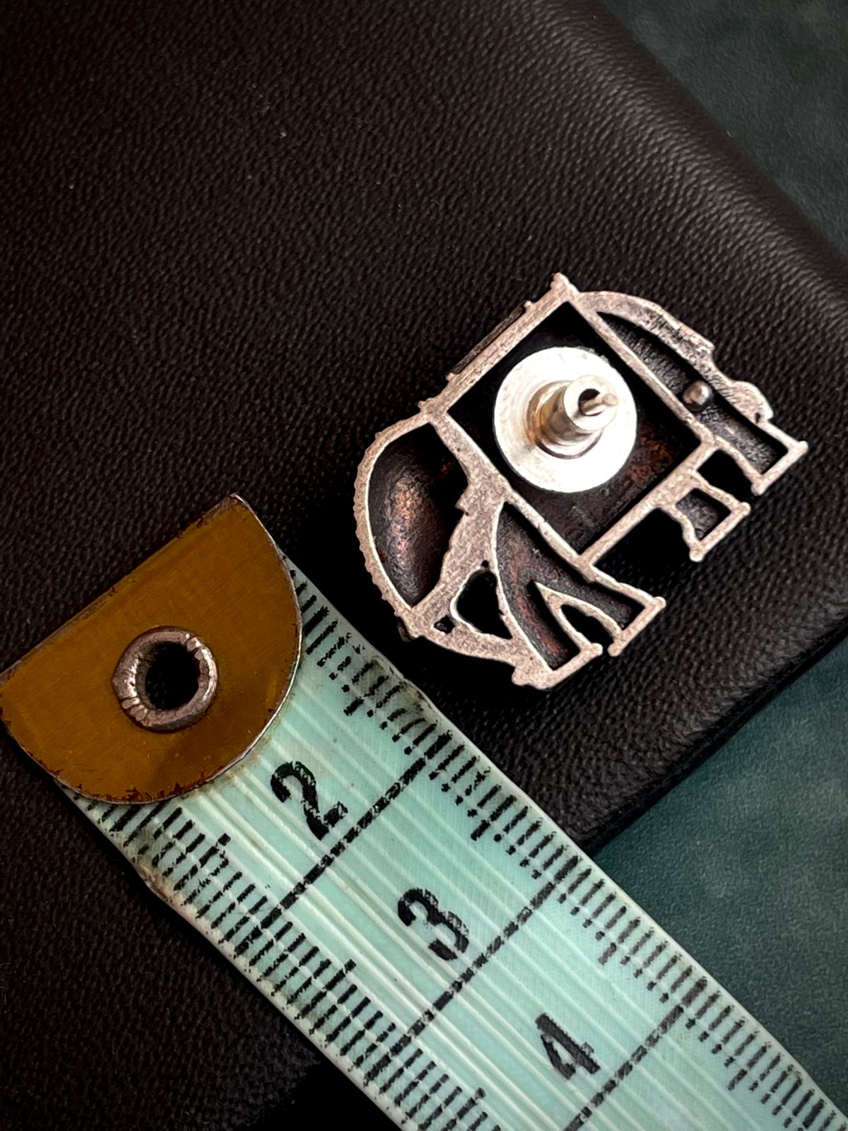 Oxidied Black Polish Stud Earring