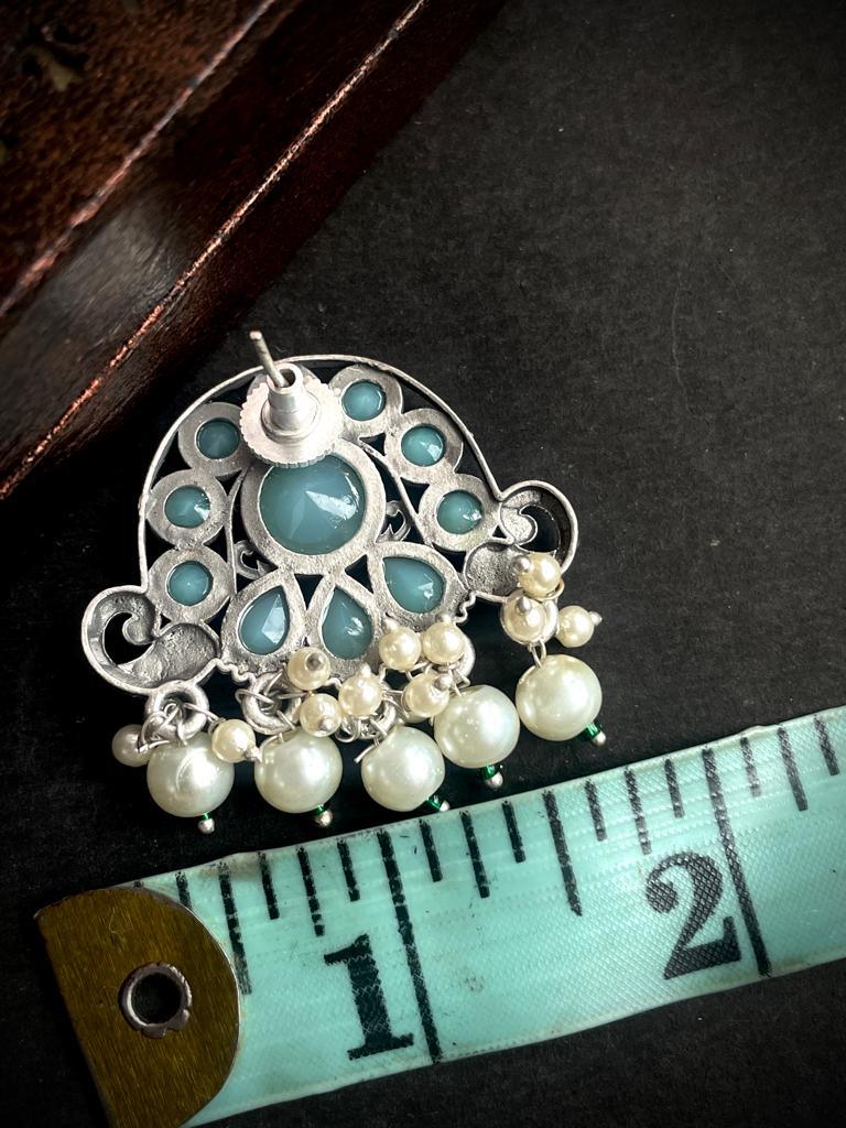 Black Polish Monalisa Stone Stud Earring