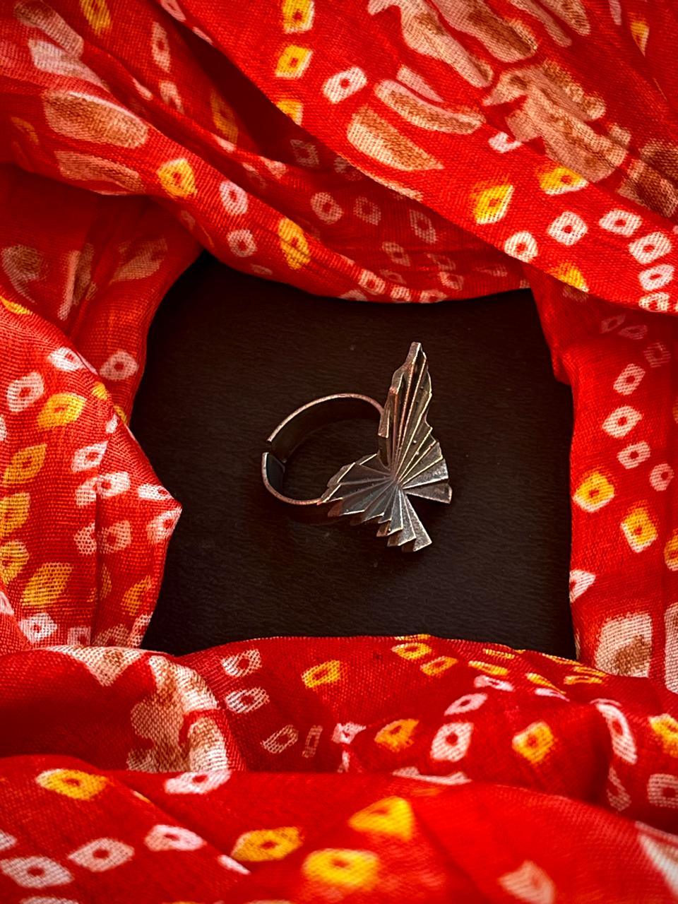 Oxidized Black Polish Bird Shape Ring