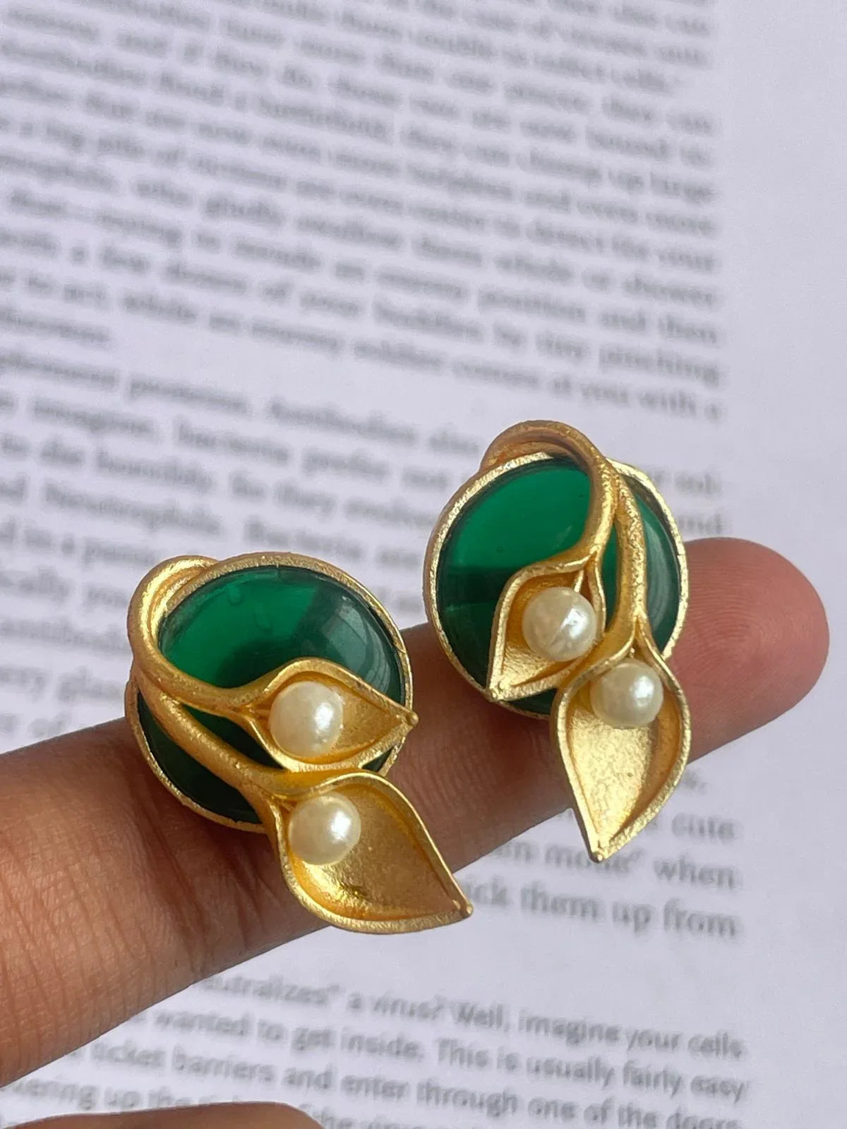 Monalisa Stone Stud Earring