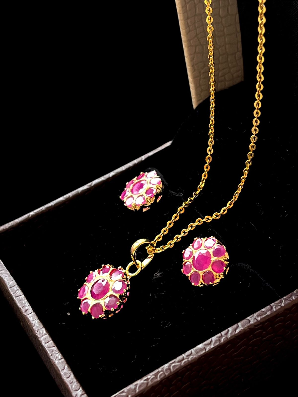 AD stone Pendant Necklace with Earring set