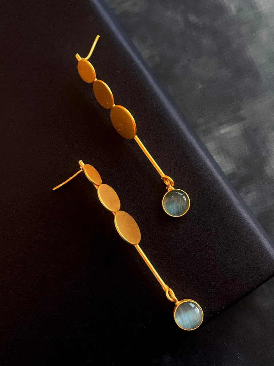 Monalisa Stone Golden Partywear Earring