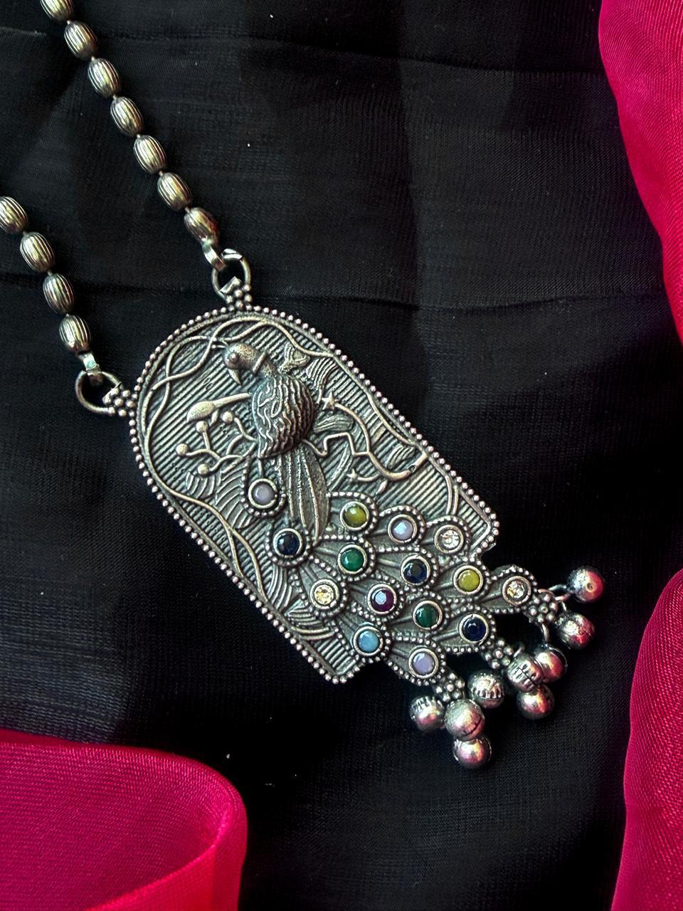 Oxidized Pendant Chain Necklace