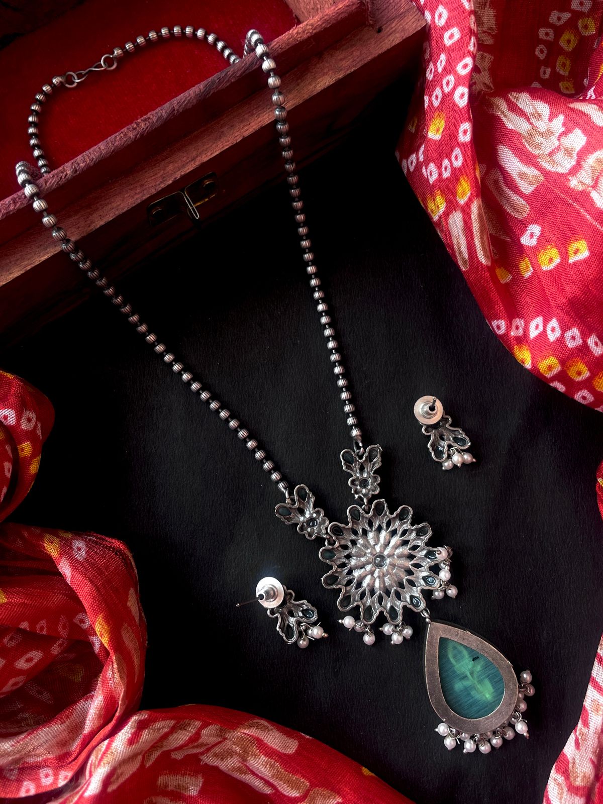 Monalisa Stone Pendant Oxidized Necklace with Earring Set