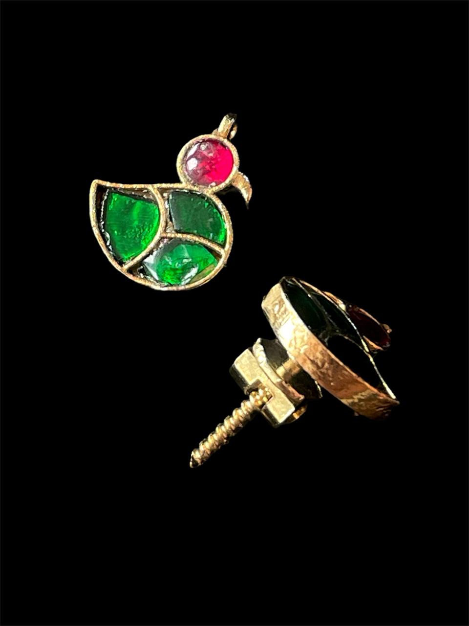 Pachi Kundan Duck Shape Small Stud Earring