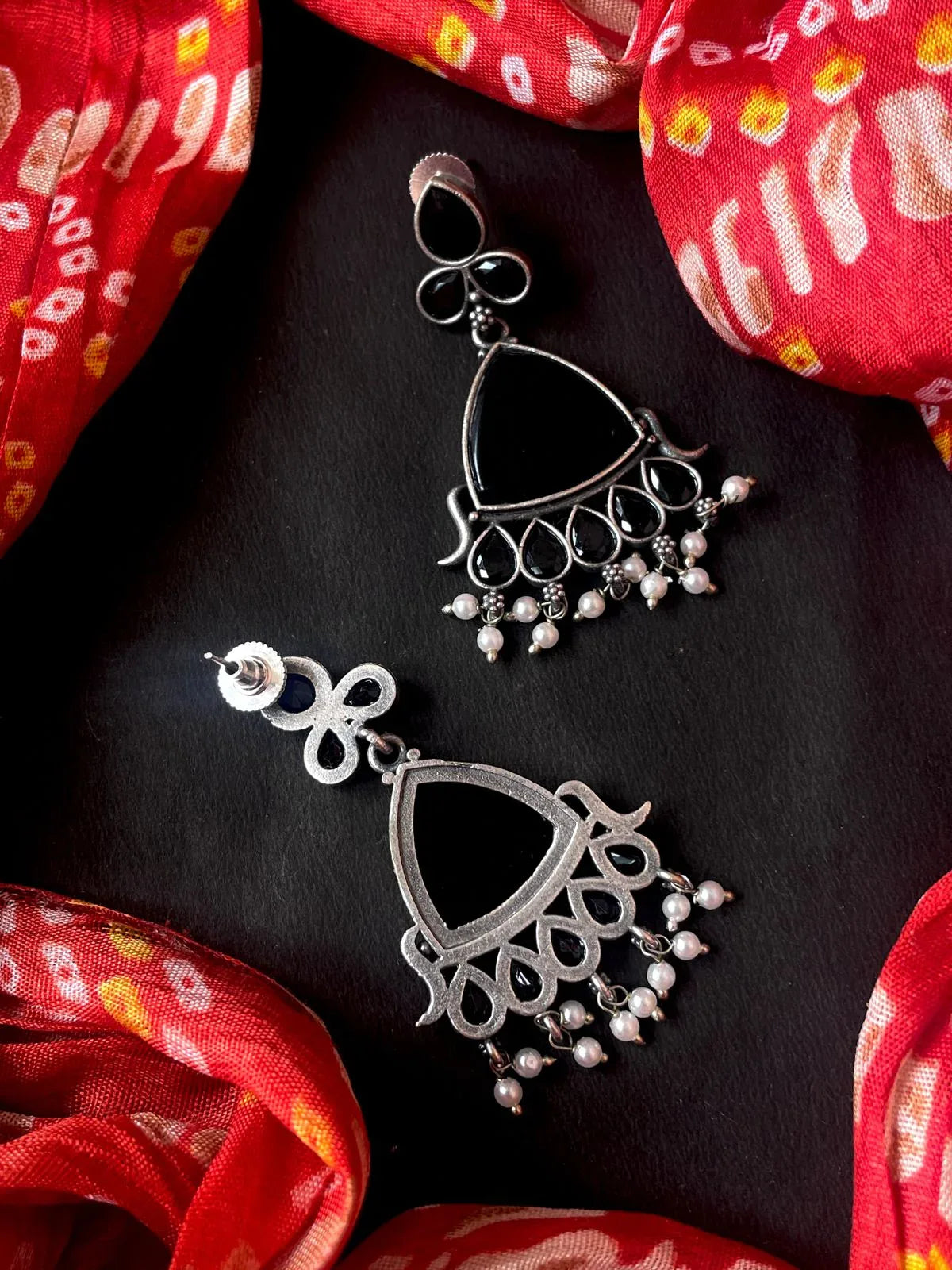 Monalisa Stone Oxidized Earring