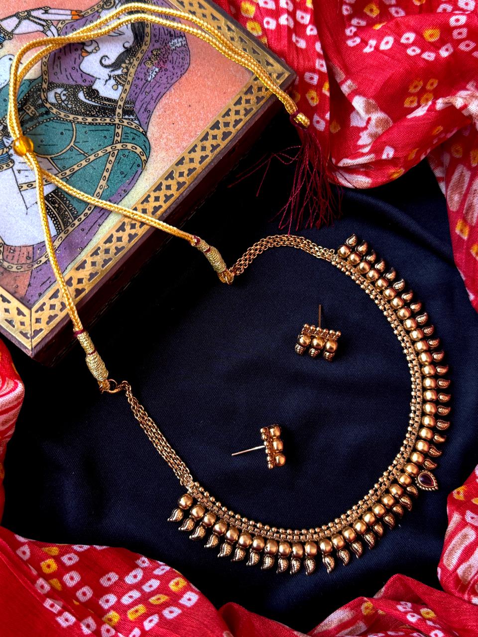 Matt Gold Finish Choker Necklace with Earring set