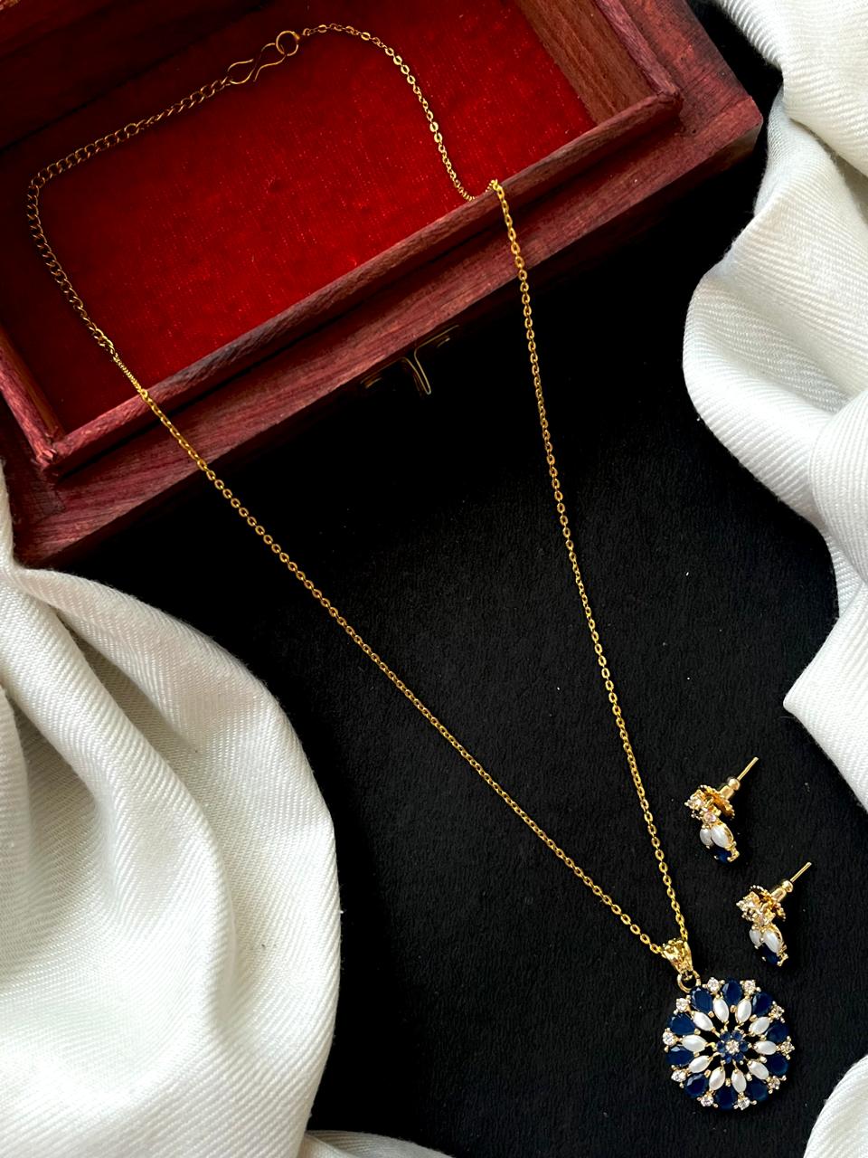 AD with Pearl Pendant Necklace with Earring set