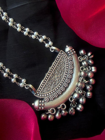 Oxidized Pendant Beaded Cahin Necklace