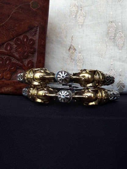 Dual Tone Elephant Shape Openable Kada set